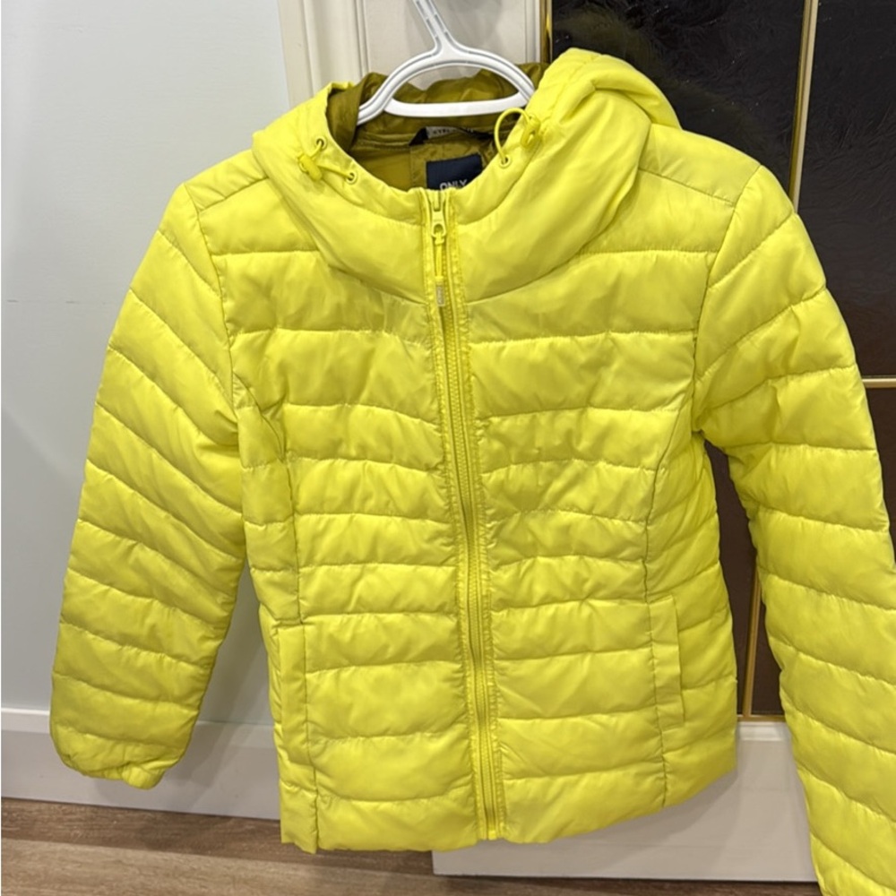 Yellow Women’s Puffer Jacket